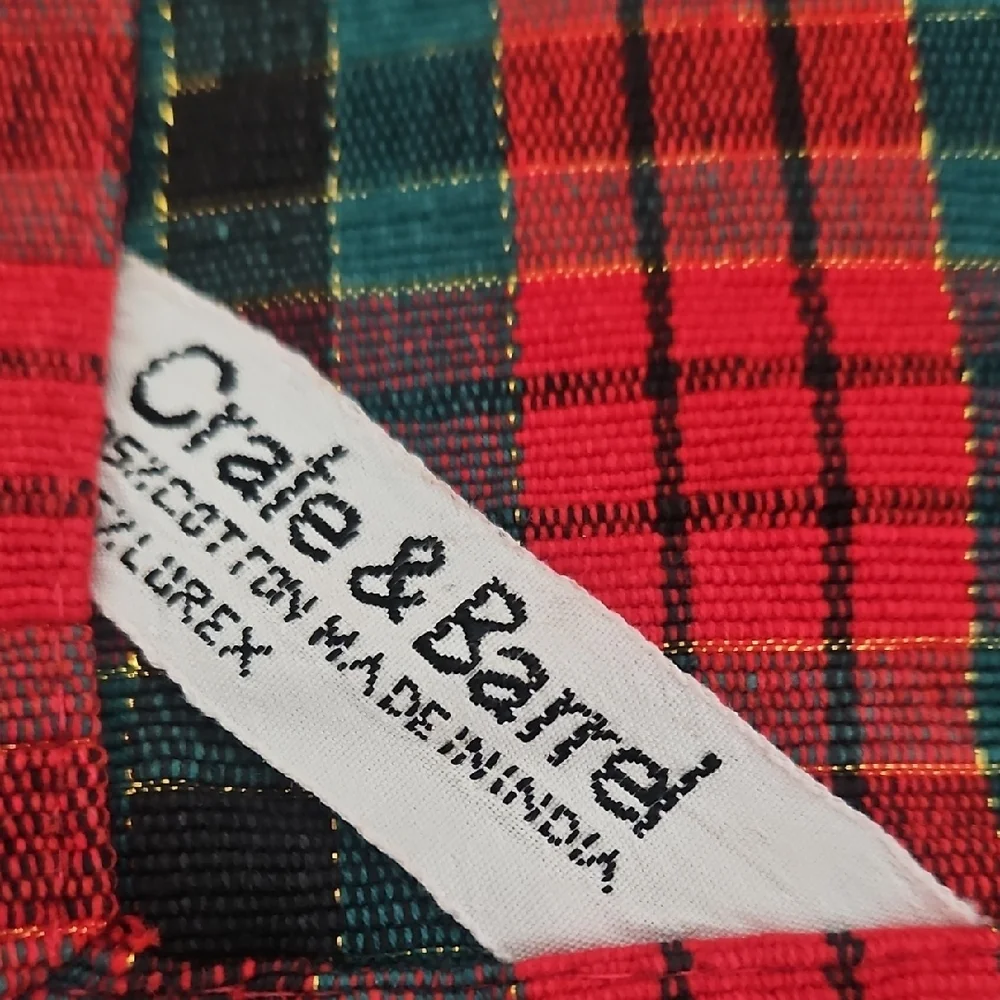 Crate & Barrel Vintage Plaid Red Green Gold Metallic Placemats Napkins Set of 4